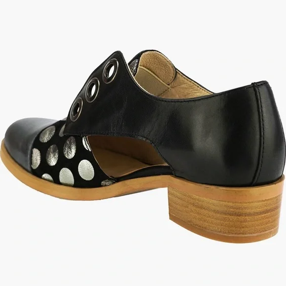 Unity in Diversity - Valley - 31740 - Black and Silver - Size 39 - Picture 2 of 8